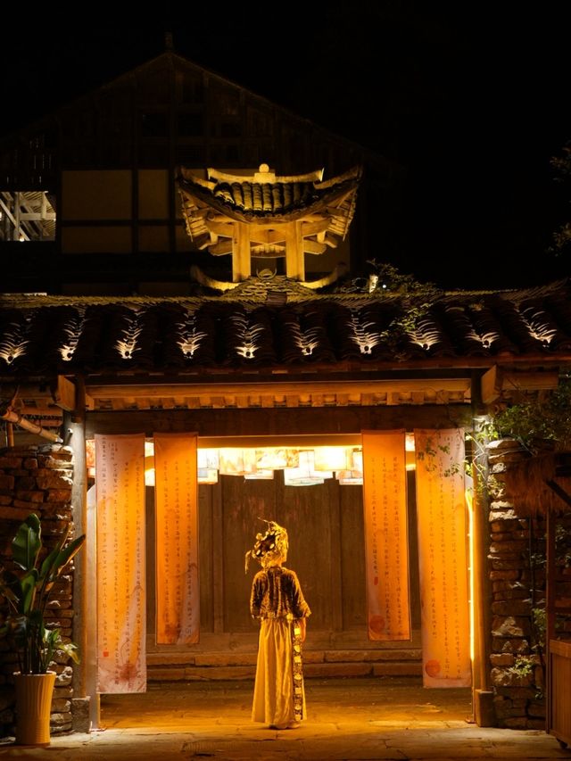 夏日出遊，不能錯過的烏江寨 夏天出遊，當然要選擇又靚又涼快嘅地方！ 逃離城市嘅燥熱，匿咗入貴州烏江