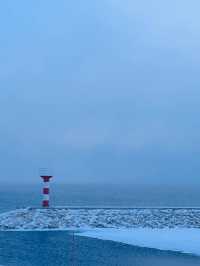 冰雪與光影交織嘅秘境