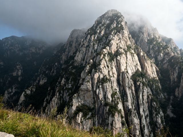 嵩嶽秋行：一場浸滿秋意的晨鐘暮鼓​