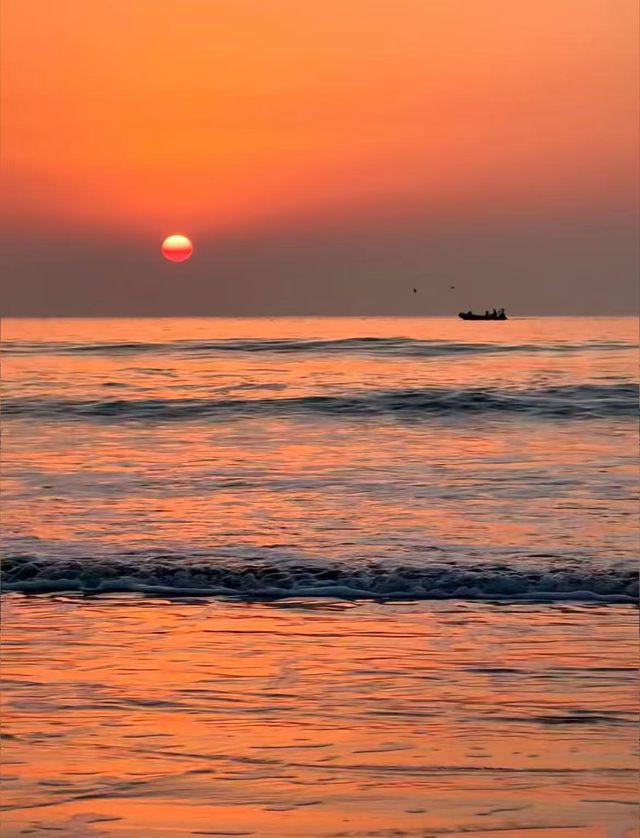 青島5:00AM……鹹蛋黃日出浪漫哭了