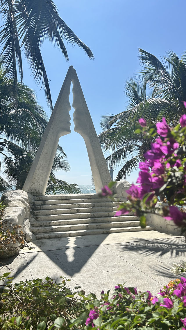 三亞燈塔下的治癒時光