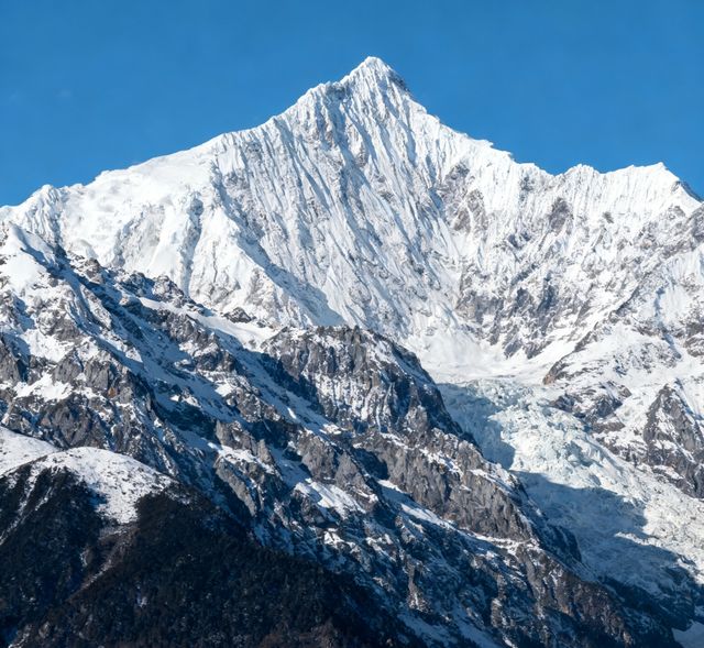 【11月梅里雪山｜避開人潮，獨享日照金山全攻略】