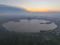 魔都落日秘境滴水湖懸日最佳打卡機位大公開!