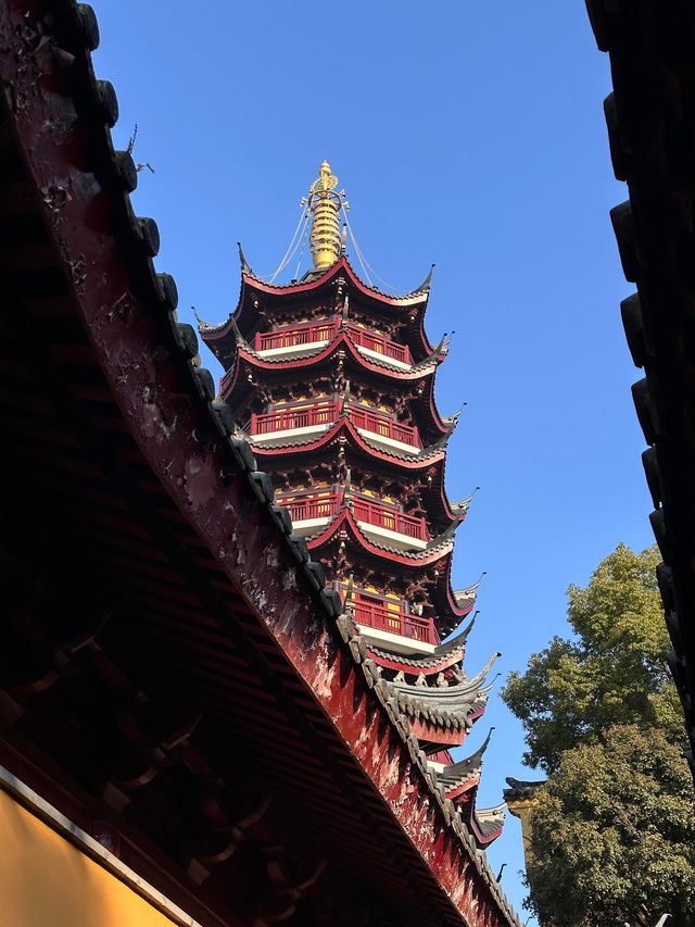 晴天的雞鳴寺非常棒