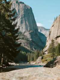 零下30°C的快樂!在冰雪覆蓋的峽谷裡泡溫泉看星河