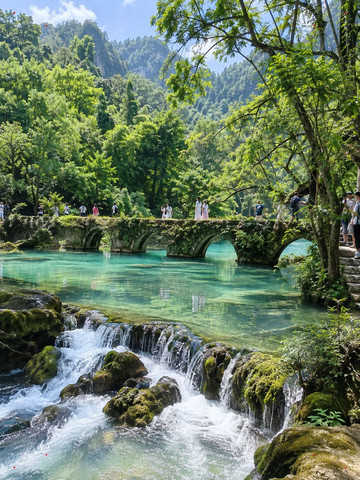 黔南プイ族ミャオ族自治州の山水を満喫するスローな旅ガイド｜カルスト