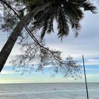 Take a break in Damai Beach Resort Santubong!