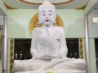 พระมหาธาตุเจดีย์ภักดีประกาศ วัดทางสาย บางสะพาน