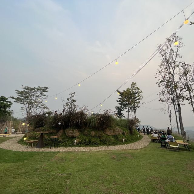 On the rock ปิ้งย่างวิวภูเขา