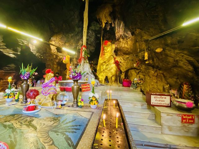 ขอพรเจ้าพ่อเขาใหญ่และสิ่งศักดิ์สิทธิ์ #เกาะสีชัง