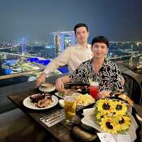 LeVeL33 Craft-Brewery Restaurant & Lounge
