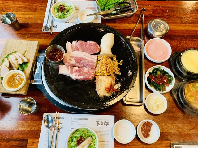 濟州島遊記：黑豬肉一條街🐽 