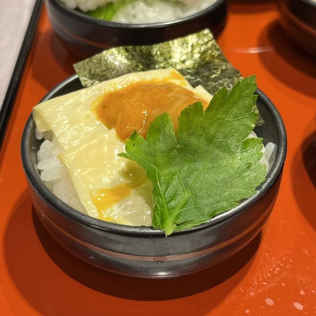 【京都・祇園四条】8種のおちょこ丼ランチが味わえる「祇園かんかんでり麗」