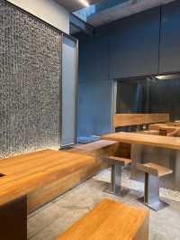 Roast8ry LAB ร้านคาเฟ่เจ้าดังขึ้นชื่อเรื่องลาเต้