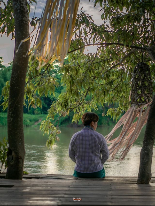 High River Café คาเฟ่ริมแม่น้ำแม่กลอง