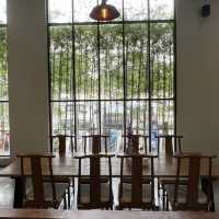 Hong Di Coffee (อั่งตี๋ คอฟฟี่) คาเฟ่สวยสไตล์จีน