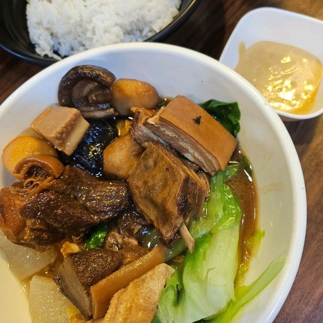 抵食$78枝竹羊腩飯👍