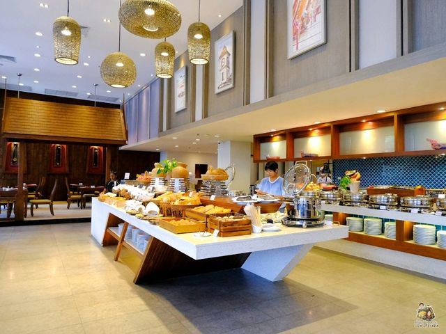 DEEVANA PLAZA Phuket Patong 