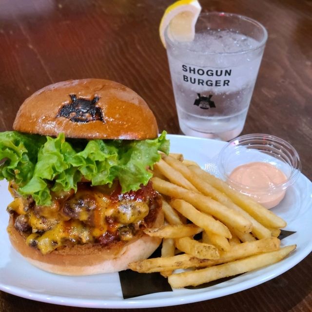 ショーグンバーガーって食べたことある？