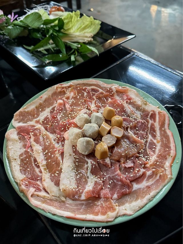 🥢 หมูกระทะบนดอยช้าง กับบรรยากาศ 18 องศา