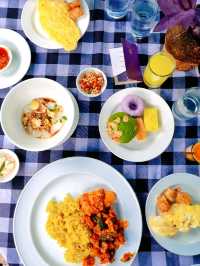 WHAT'S FOR BREAKFAST IN MEDAN, INDONESIA 