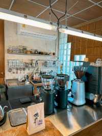 CALM COFFEE SPACE 
