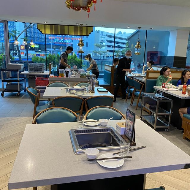 Fresh Hotpot Meats and Free Flow Delights