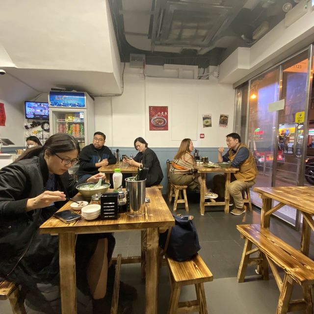 太子家庭式羊肉粉店