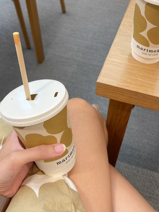 marimekko pop-up café ☕️