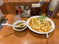 宮城・仙台。仙台のご当地グルメ『マーボー焼きそば』にチャレンジ。『とんとんラーメン』