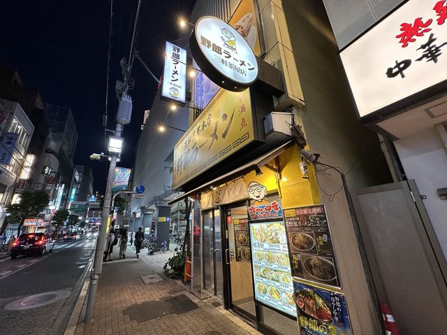 東京・世田谷。『三茶しゃれなあど』の愛称がある『茶沢通り』