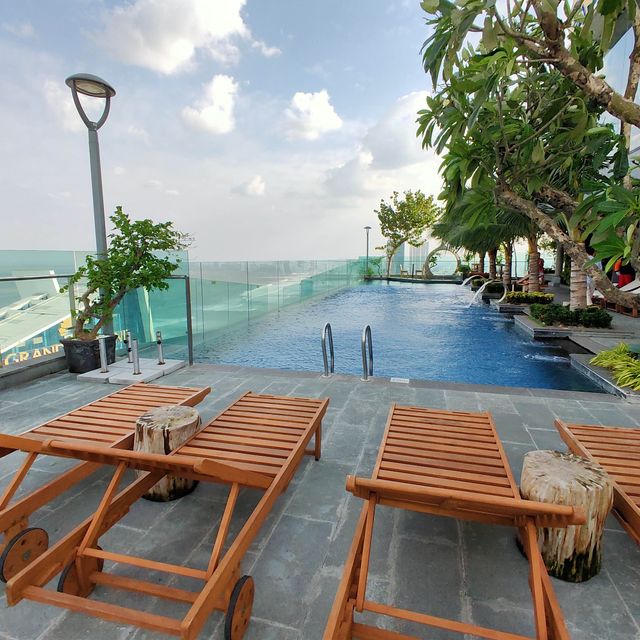 Sala Danang Beach Hotel