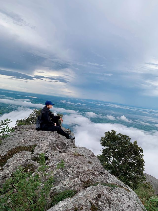 เขาหลวง สุโขทัย กับฉายา “ภูเขาปราบเซียนในภาคเหนือ”