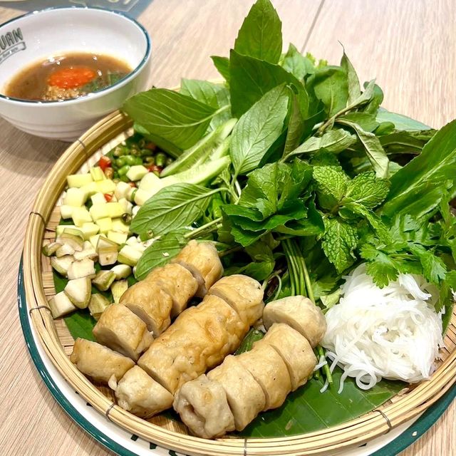 ร้านอร่อยจัดจ้านครบเครื่อง!!
