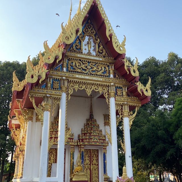 วัดหาดสองแคว