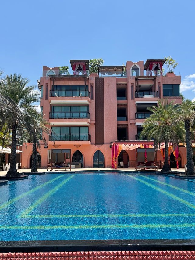 Marrakesh Huahin Beach Resort 
