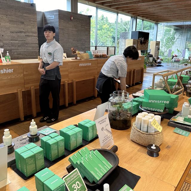 24h in Jeju - Innisfree Jeju House