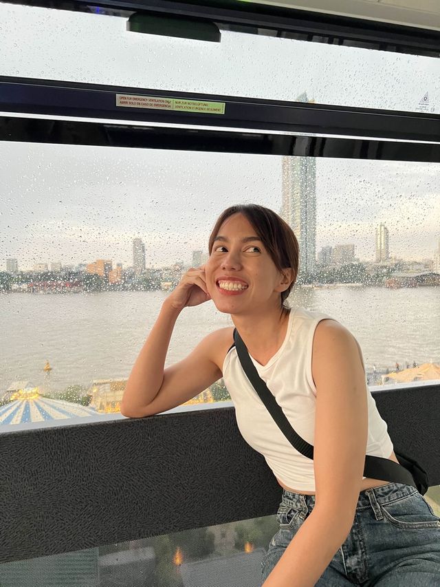ขึ้นชิงช้าชมวิวเจ้าพระยามุมสูงที่ Asiatique 