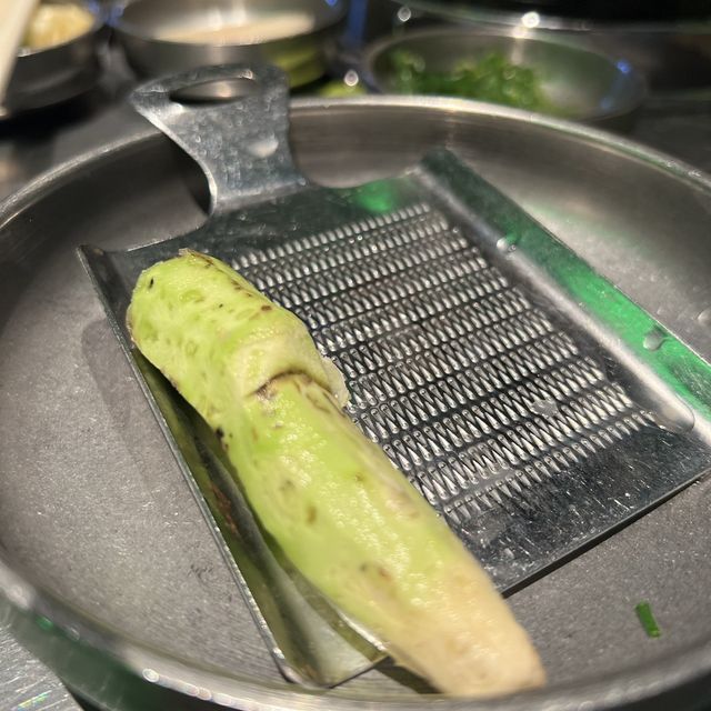 新鮮即磨生葵，生菜包燒肉簡直一流！