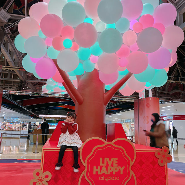 「LIVE HAPPY BANK」 • 太古城中心龍年打卡點