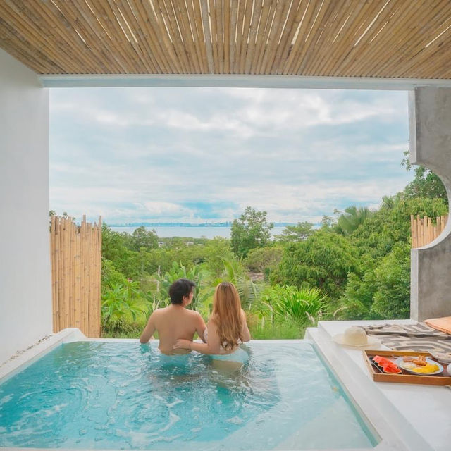 Myth koh larn resort bar and bistro Myth koh larn resort bar and bistro