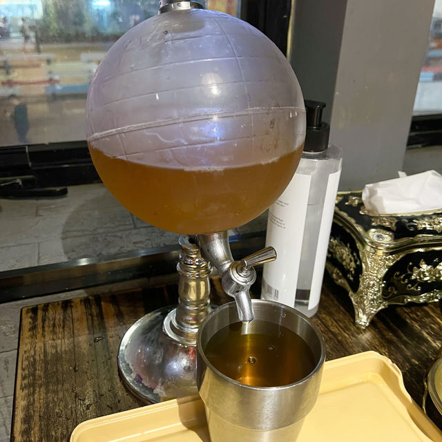 高質宮廷風火鍋店