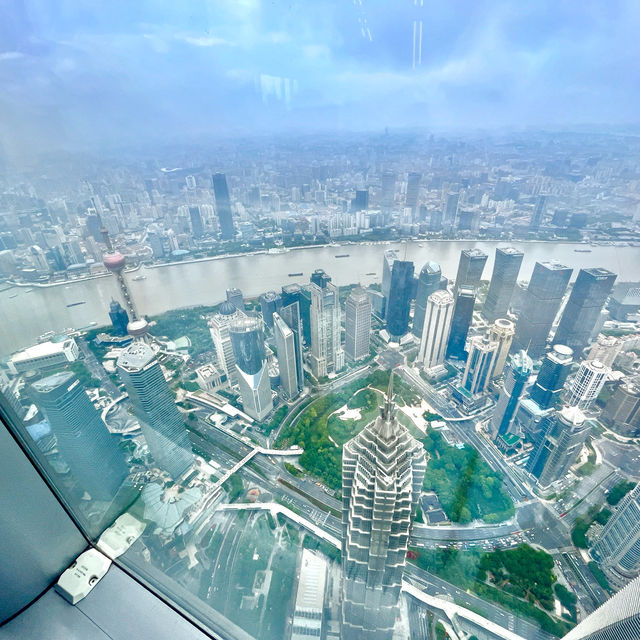 😍 Modern Marvels of Shanghai: skyscrapers, skywalk and memorable views ✨