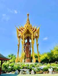 Awesome display of Thai culture