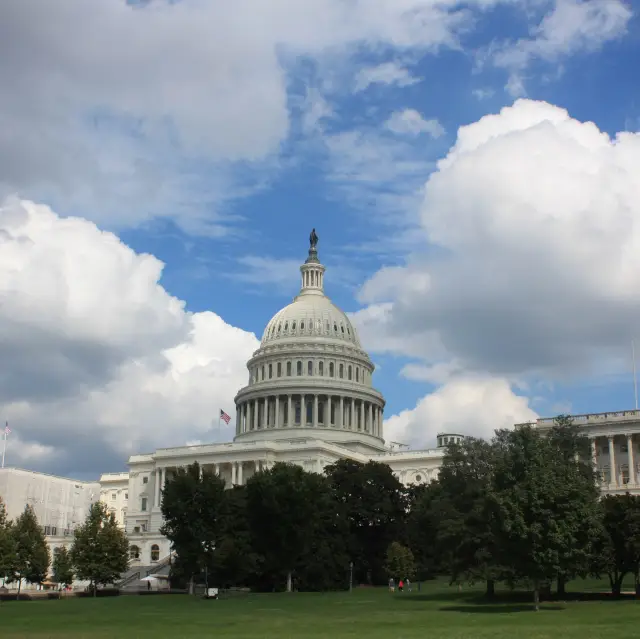 Traveling in the USA - Visiting the Lincoln Memorial and the Washington Monument, and the Capitol
