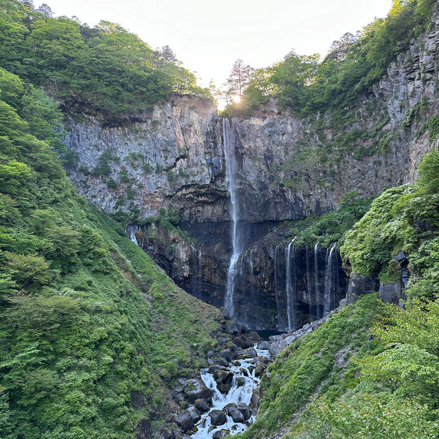 【日光】雄大な自然の景色！華厳の滝
