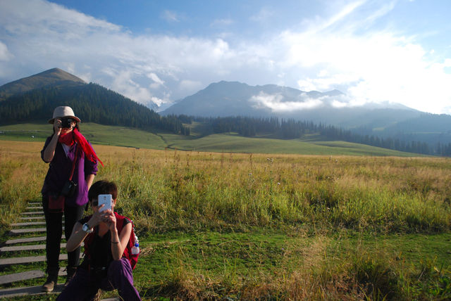 Step into the Heavenly Sky Grassland