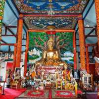 สักการะพระธาตุจอมแว่ 1ในพระธาตุ 9 จอม