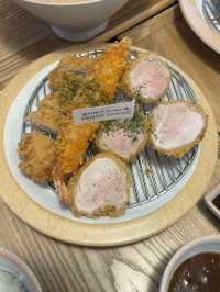 첨단 돈까스 맛집을 찾으신다면,정성카츠