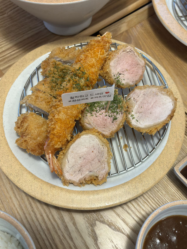 첨단 돈까스 맛집을 찾으신다면,정성카츠
